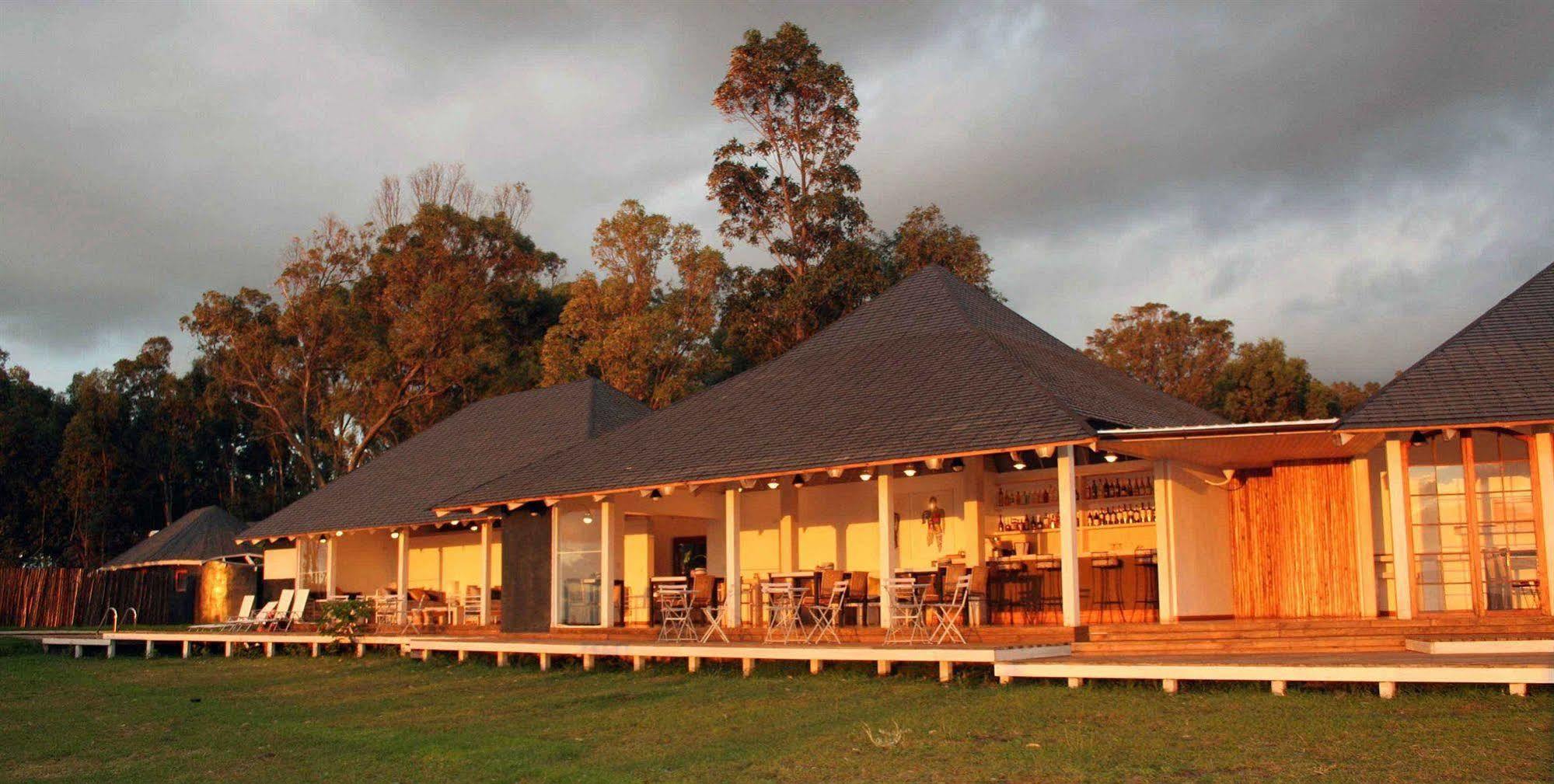 Altiplanico Isla De Pascua Hotel Hanga Roa Exterior photo